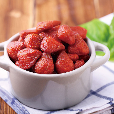 厂家批发100g草莓干果脯 蜜饯水果干办公室休闲零食